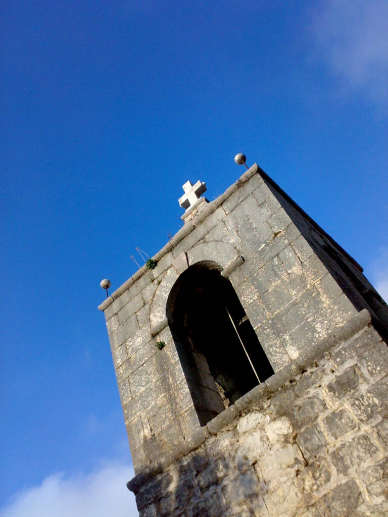 Fotosi Crkva Crna Gora 084